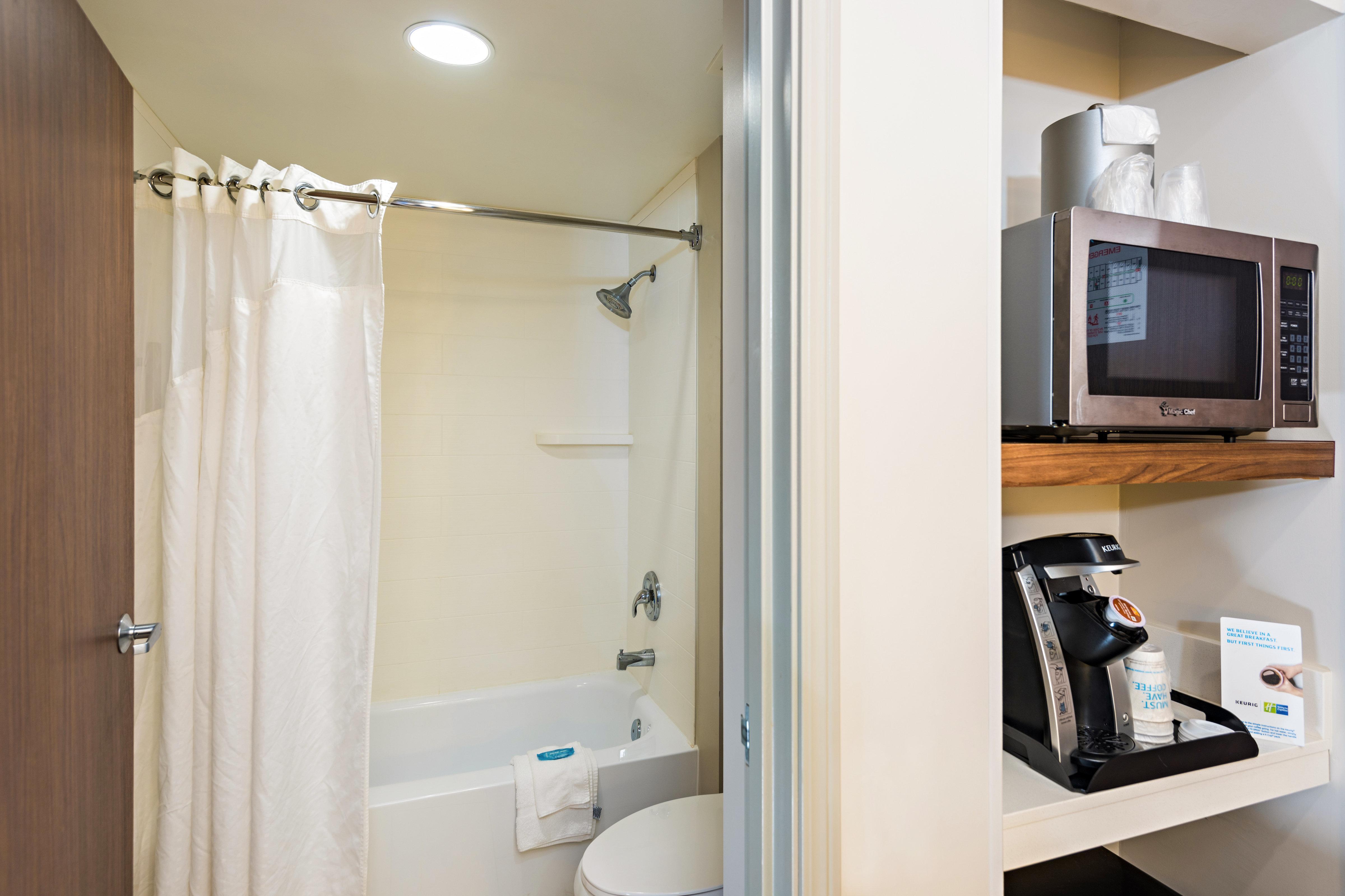Holiday Inn Express Peoria North - Glendale By Ihg Exterior foto